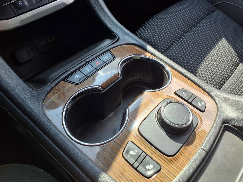 Used 2020 GMC Acadia SLE w/ Driver Convenience Package image 35