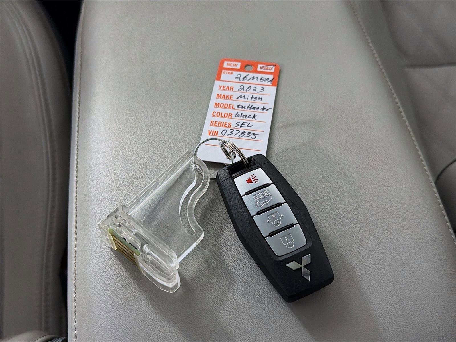 Used 2023 Mitsubishi Outlander SEL image 35