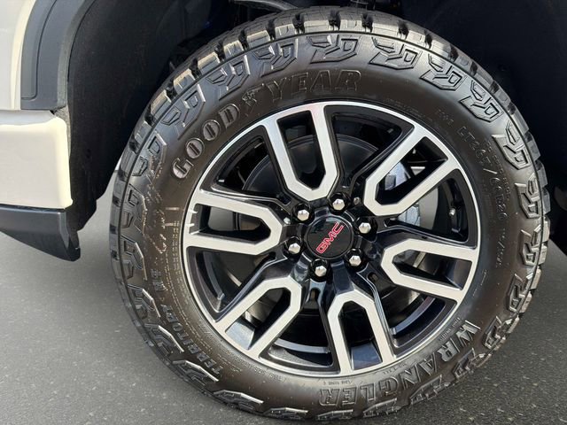 New 2026 GMC Sierra 1500 AT4 w/ AT4 Premium Package image 10