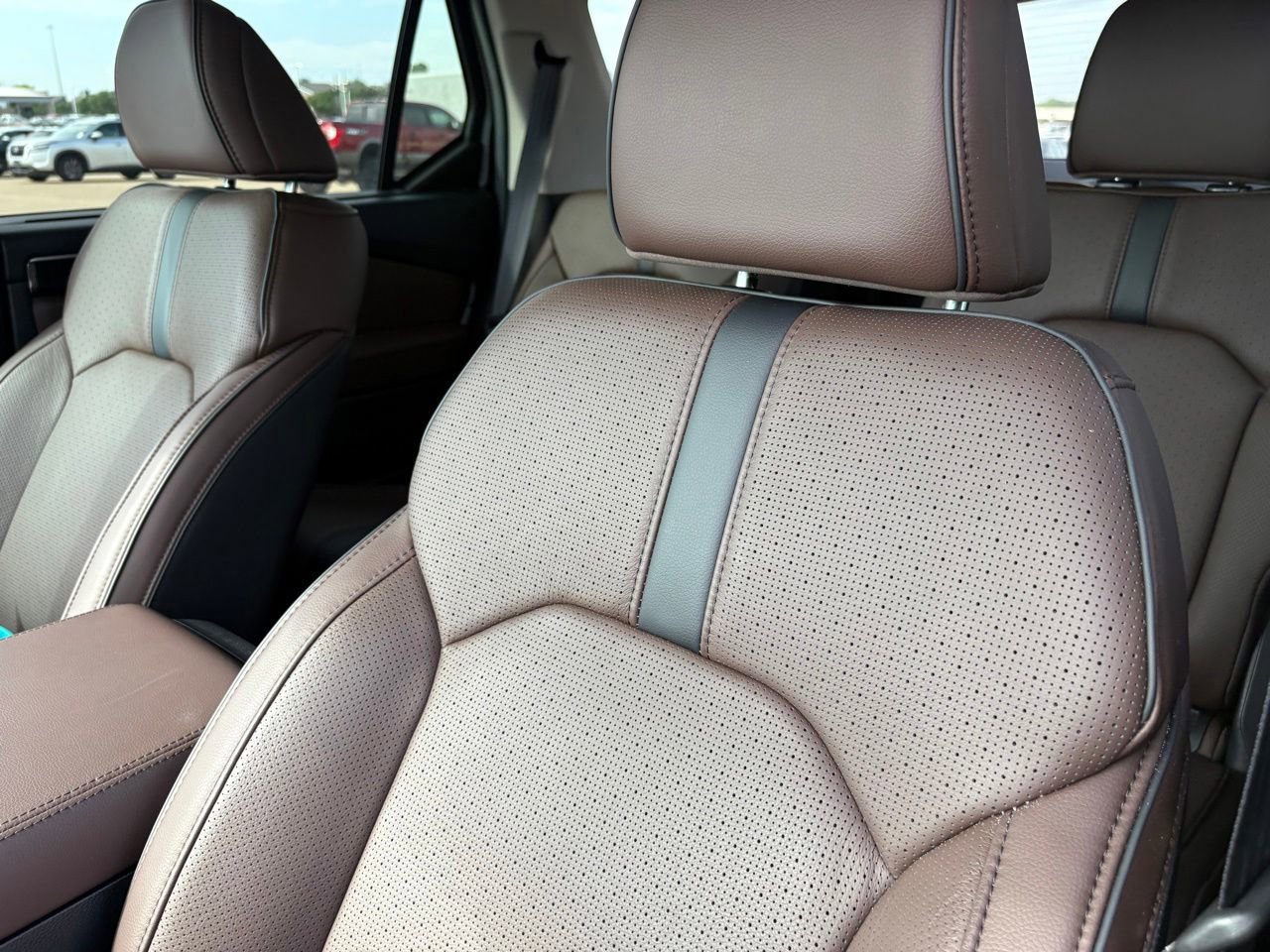 Used 2025 Honda Pilot Elite image 20