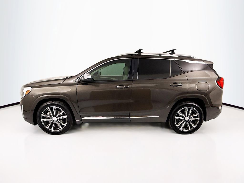 Used 2020 GMC Terrain Denali w/ Denali Premium Package image 8