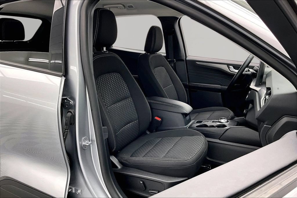 Certified 2023 Ford Escape Active w/ Tech Pack #2 AWD/4WD image 7
