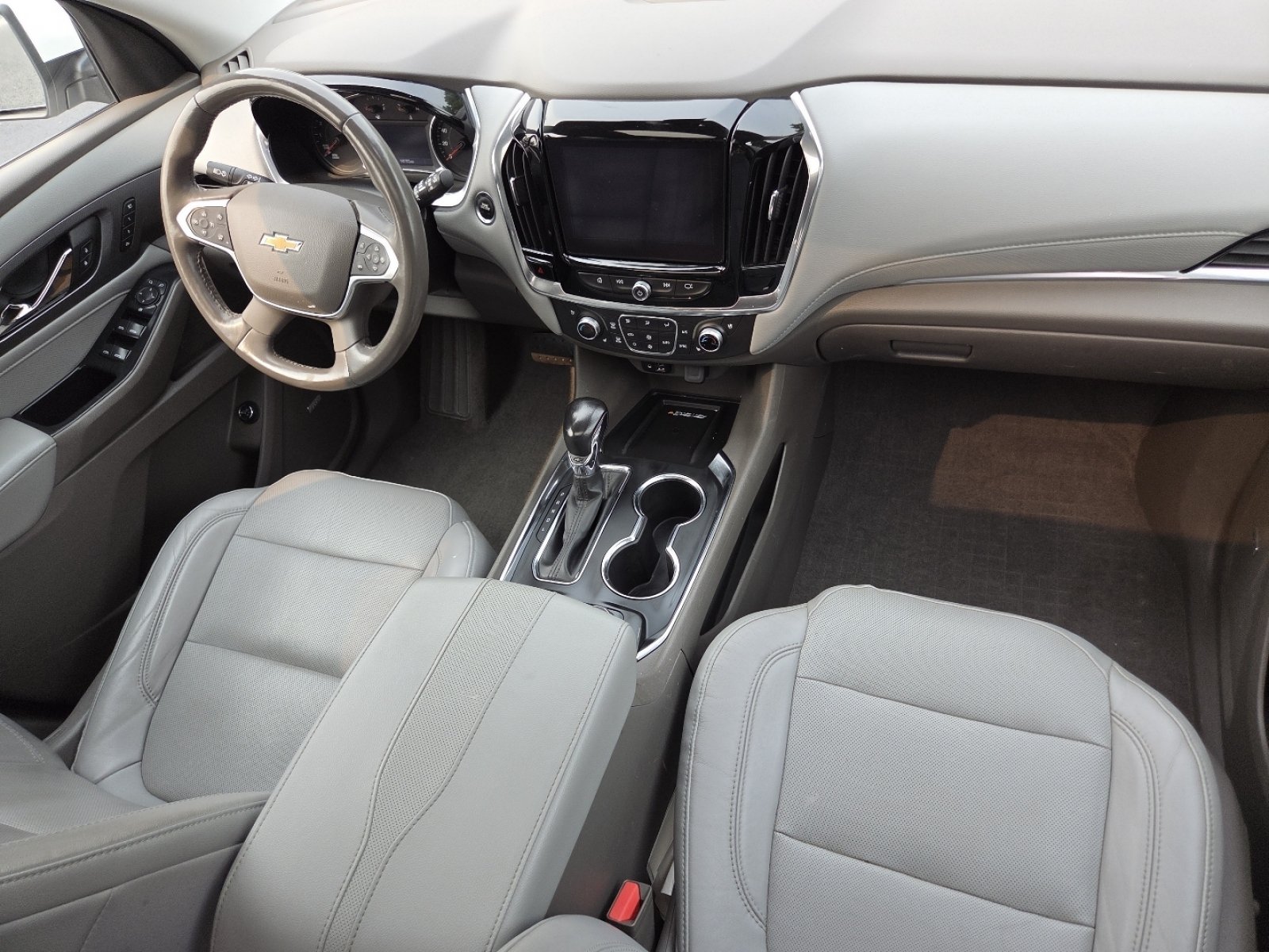 Used 2021 Chevrolet Traverse Premier AWD/4WD image 34