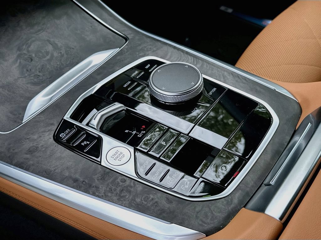 New 2026 BMW X5 xDrive40i AWD/4WD image 17