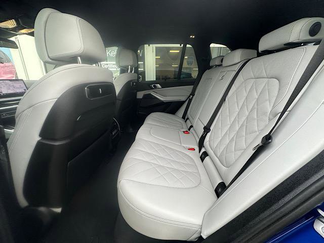 Certified 2025 BMW X5 M60i image 23