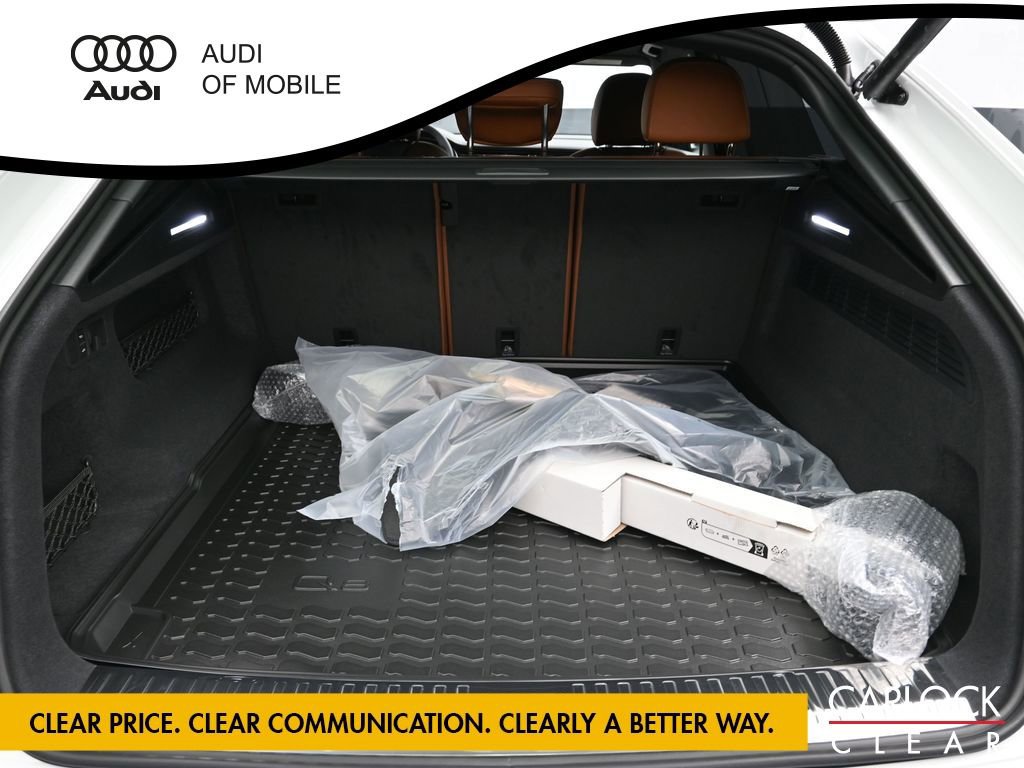 New 2026 Audi Q8 Prestige image 13