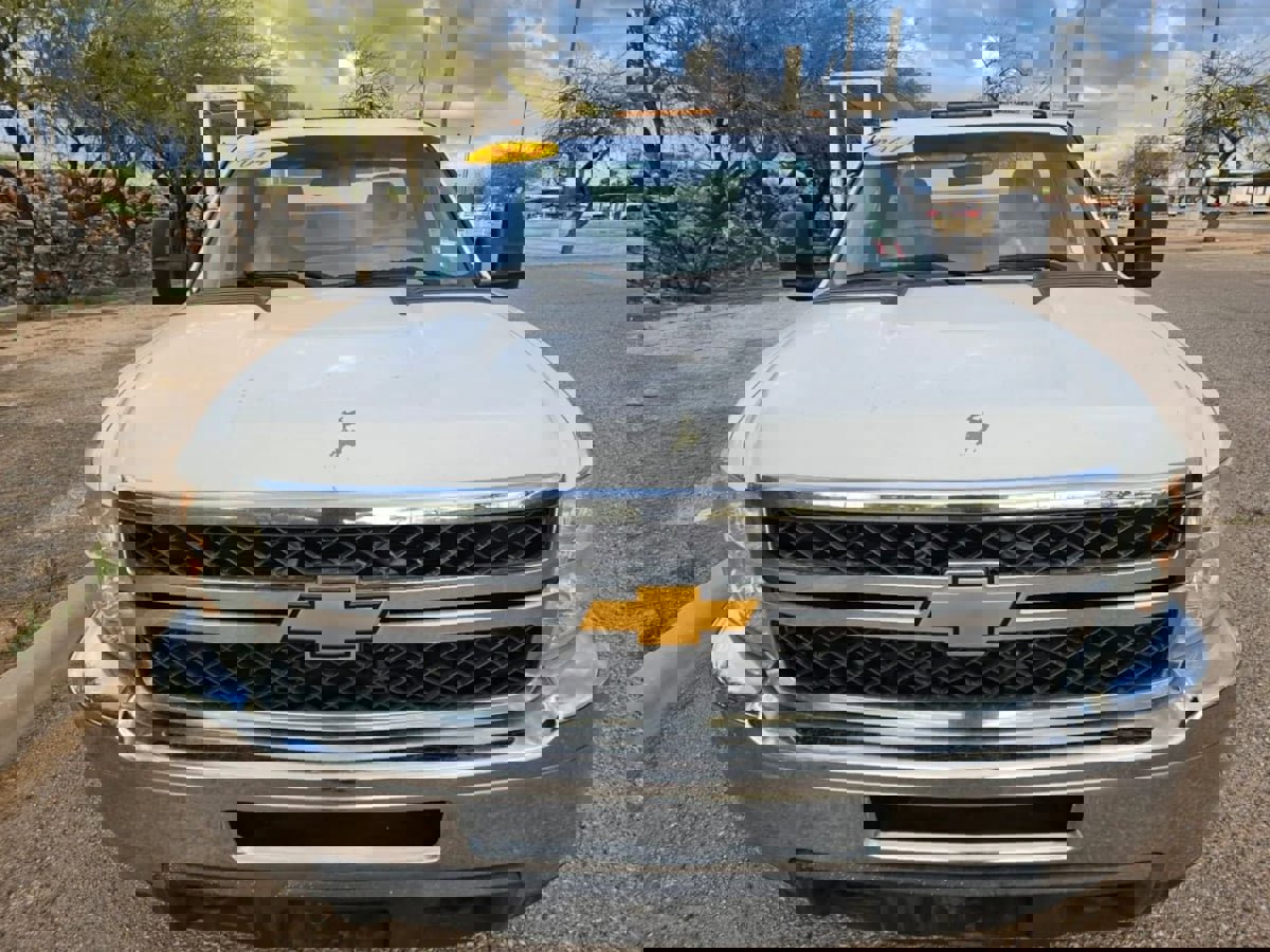 Used 2014 Chevrolet Silverado 3500 W/T image 9