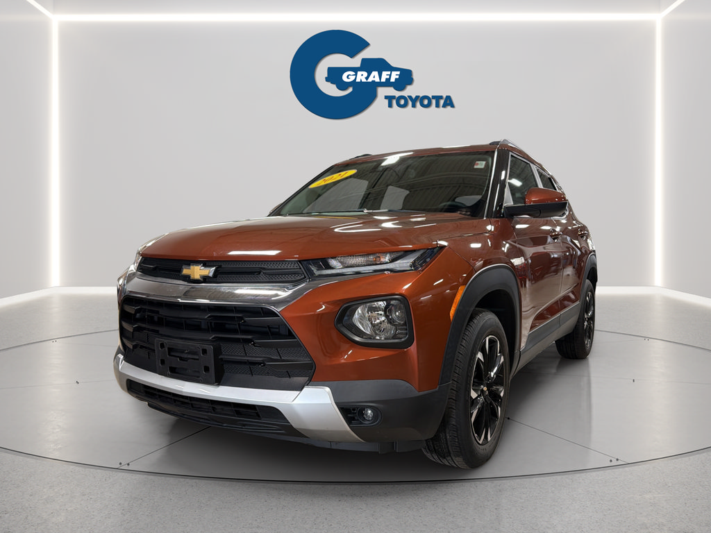 Used 2021 Chevrolet TrailBlazer LT w/ Convenience Package AWD/4WD image 1