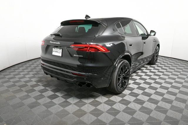 New 2025 Maserati Grecale Modena image 9