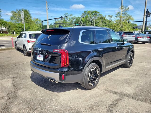 Used 2025 Kia Telluride S FWD image 2