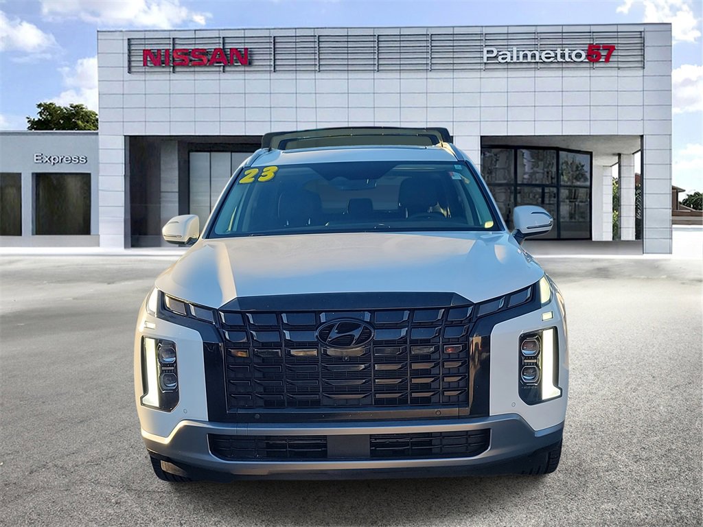 Used 2023 Hyundai Palisade SEL image 2