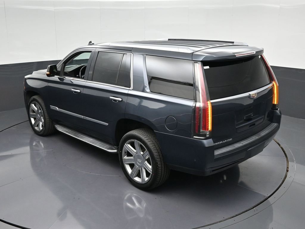Used 2019 Cadillac Escalade Luxury RWD image 22