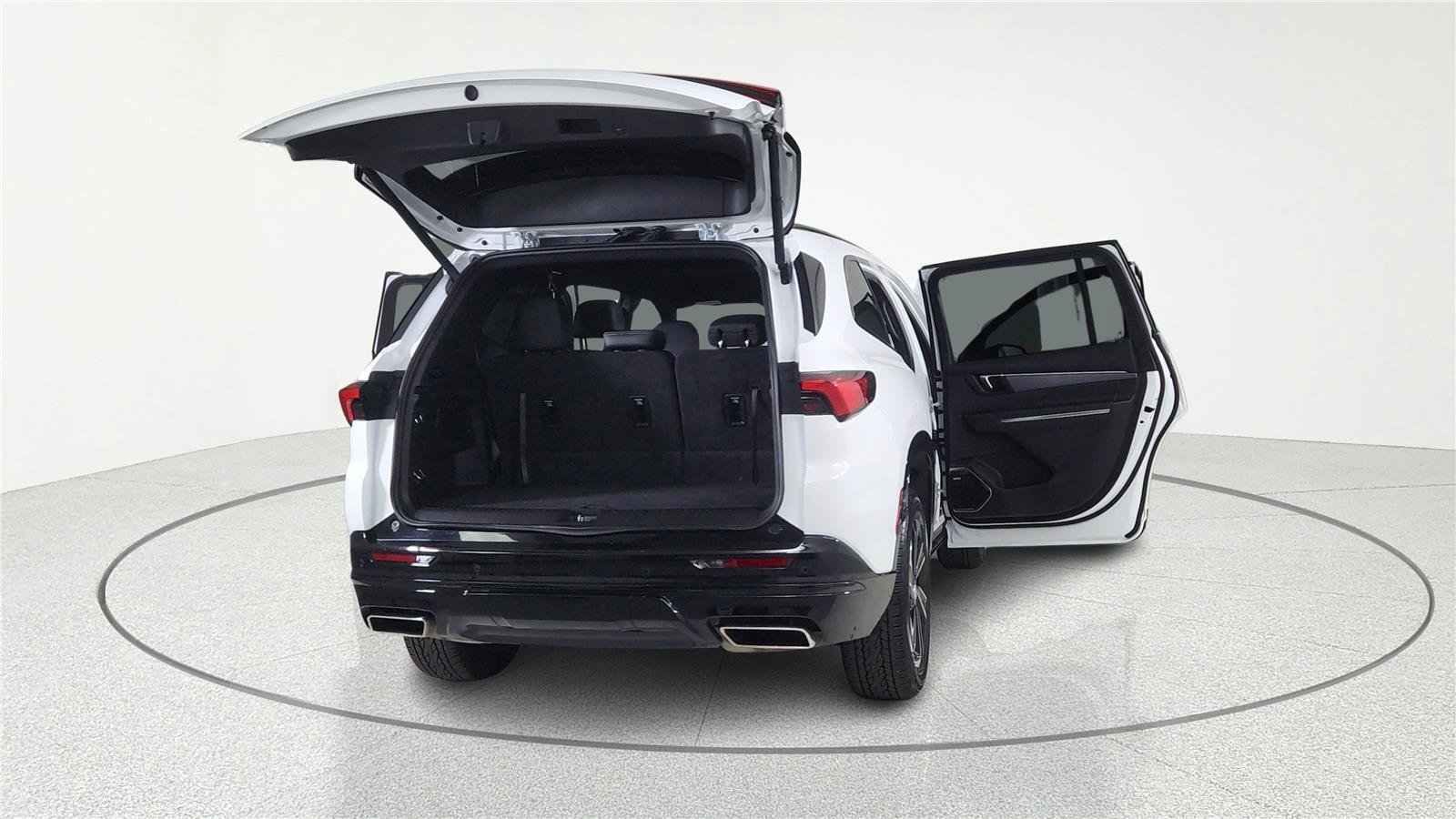 Used 2025 Buick Enclave Sport Touring image 8