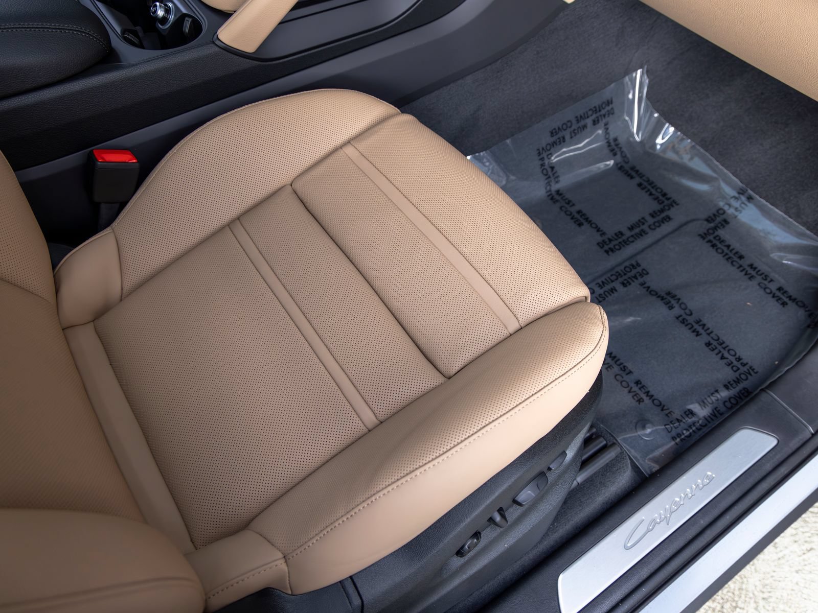 New 2026 Porsche Cayenne Coupe AWD/4WD image 53