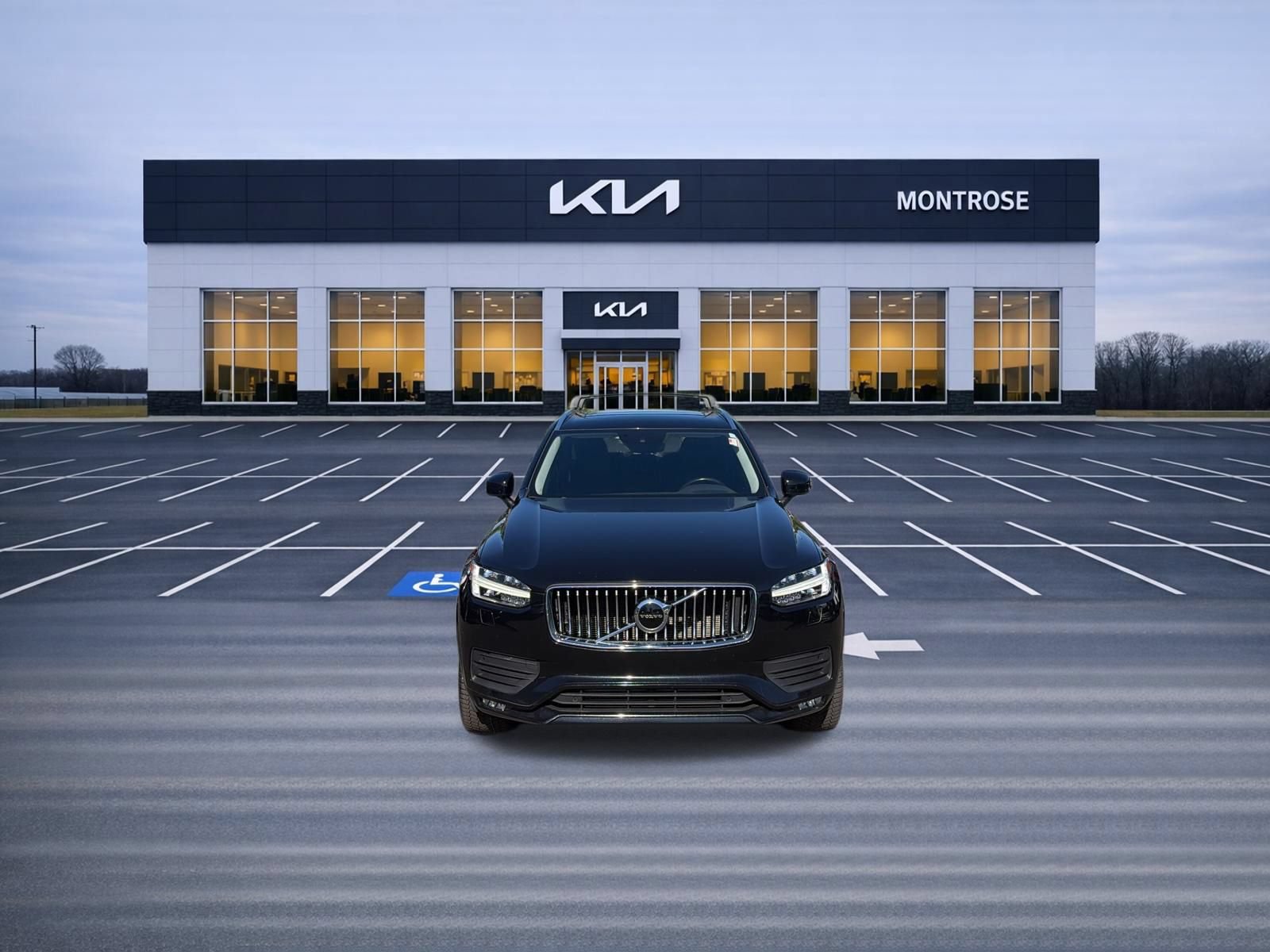 Used 2021 Volvo XC90 T6 Momentum AWD/4WD image 2