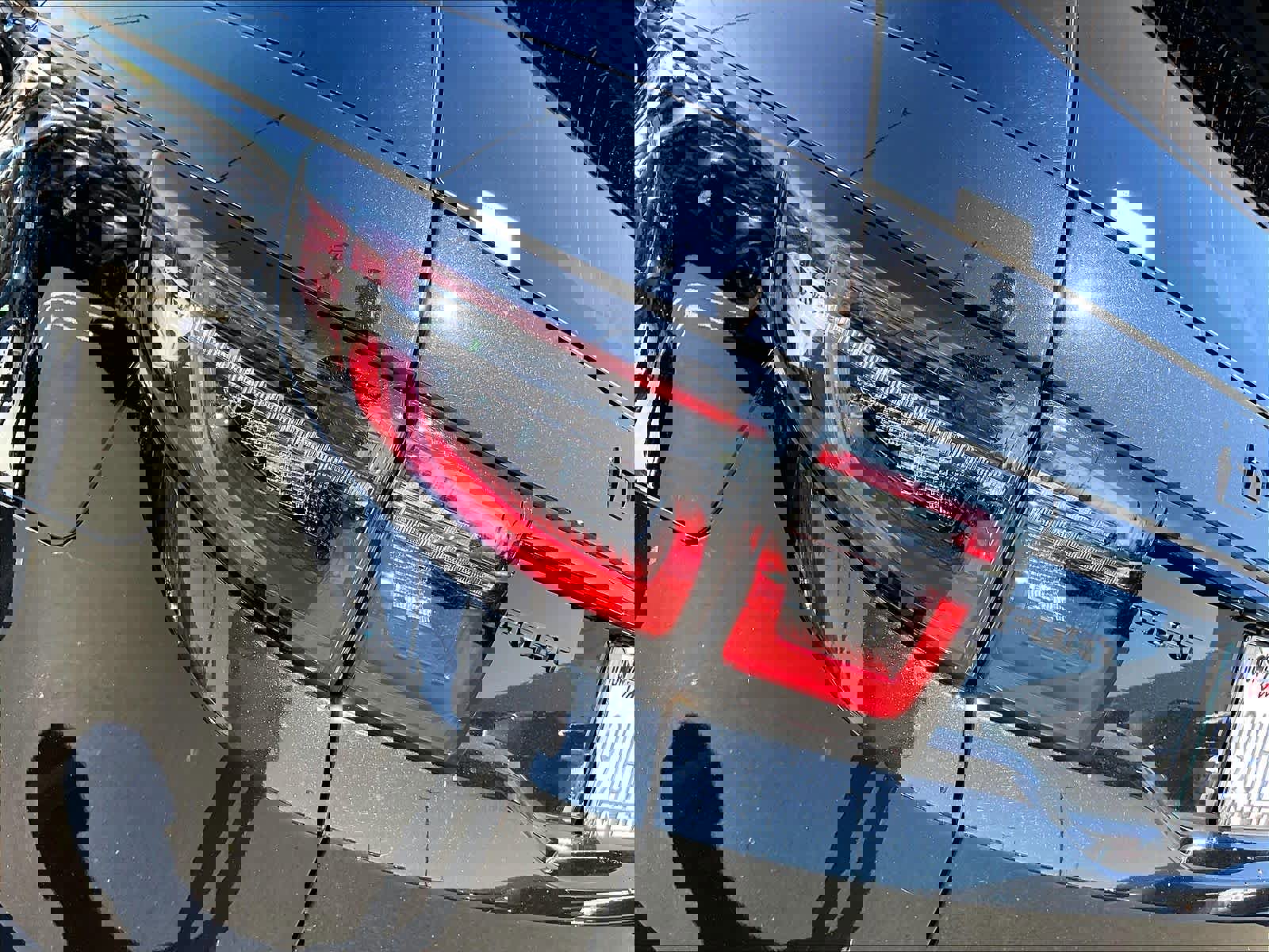 Used 2025 Land Rover Discovery Sport Dynamic SE image 31