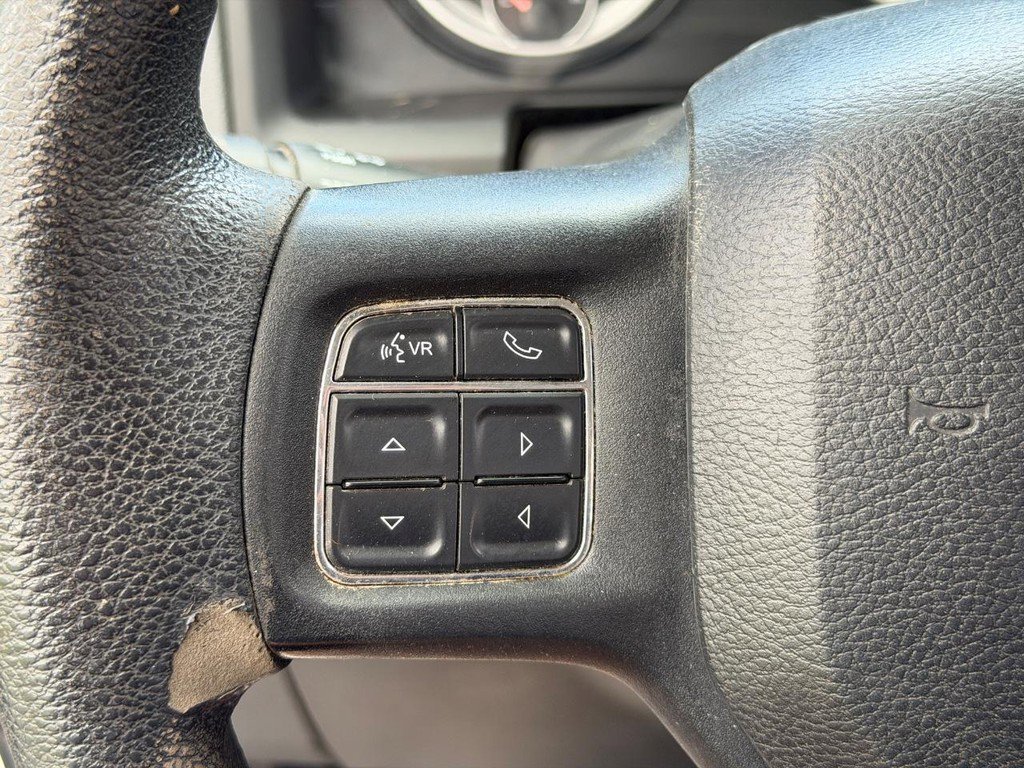 Used 2014 RAM 2500 Tradesman w/ Chrome Appearance Group AWD/4WD image 17