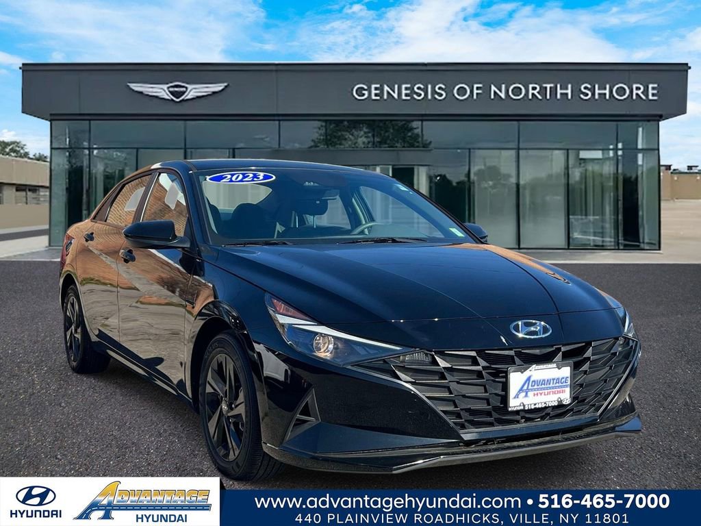 Certified 2023 Hyundai Elantra SEL w/ Preferred Accessory Package image 1