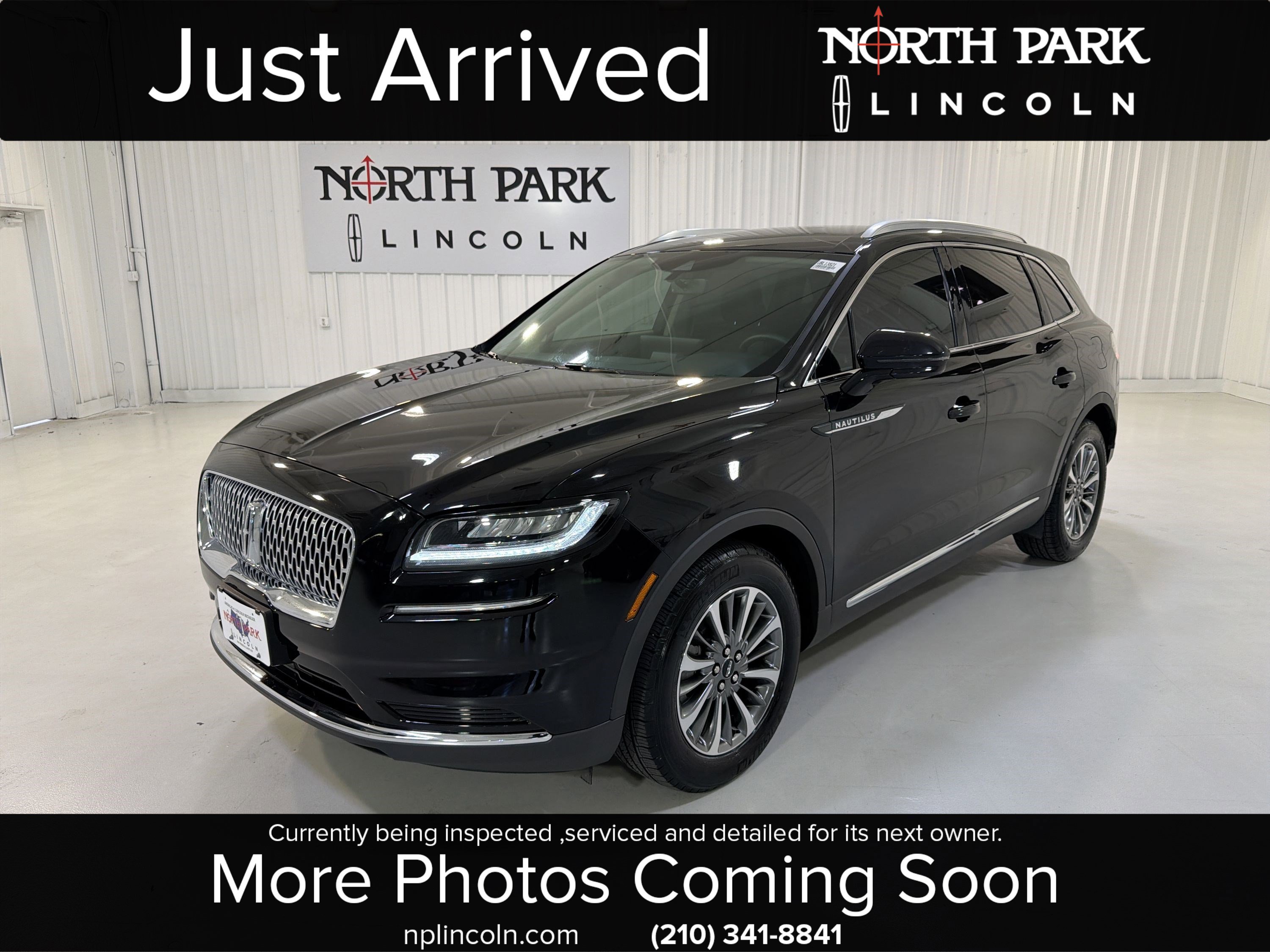 Used 2023 Lincoln Nautilus FWD w/ Premium Package image 1