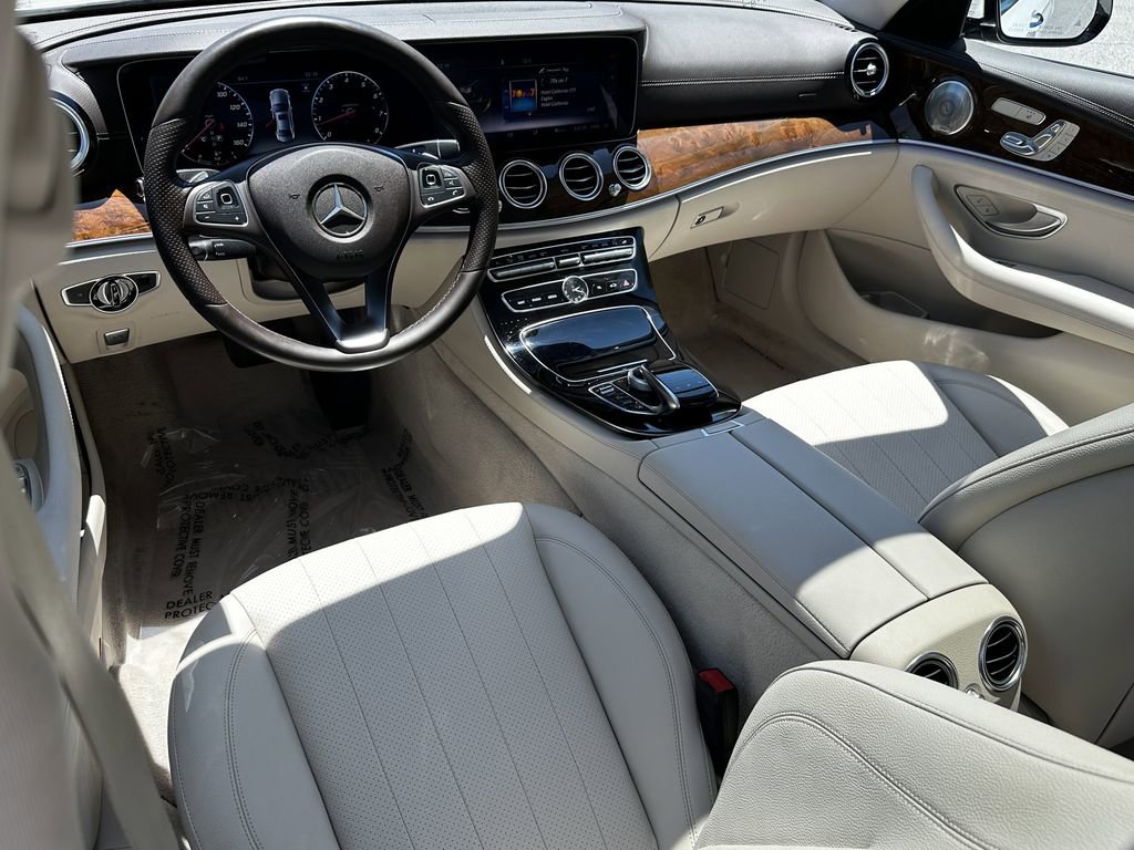 Used 2018 Mercedes-Benz E 300 image 27