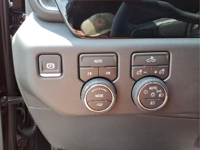 Used 2026 Chevrolet Silverado 1500 RST w/ RST Select Package AWD/4WD image 17