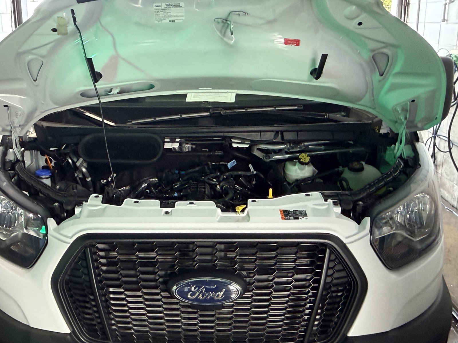 Used 2025 Ford Transit 150 Low Roof AWD image 37