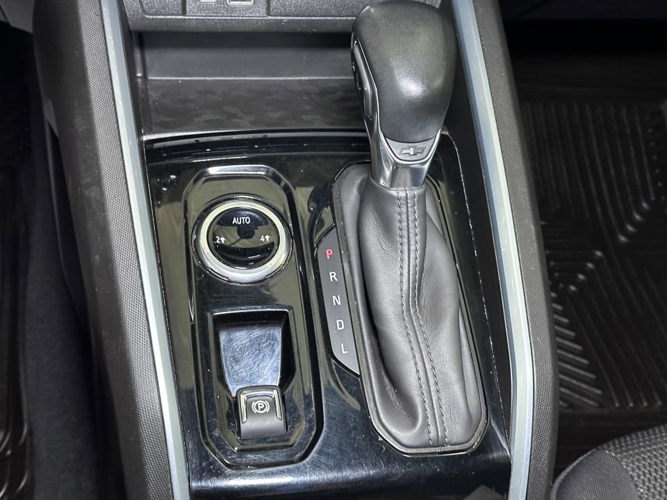 Used 2023 Chevrolet Colorado LT image 39