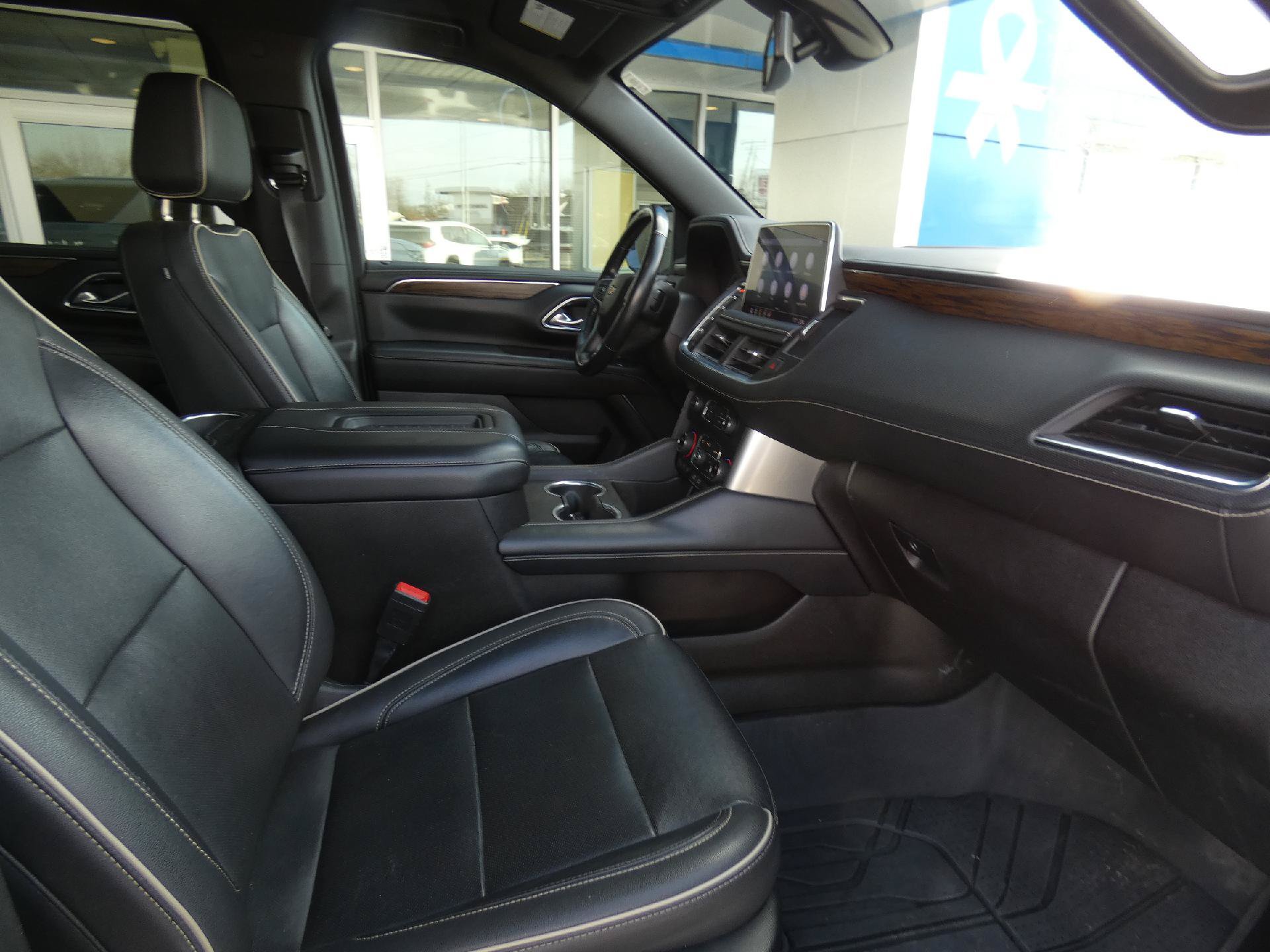 Used 2021 Chevrolet Tahoe Premier AWD/4WD image 18