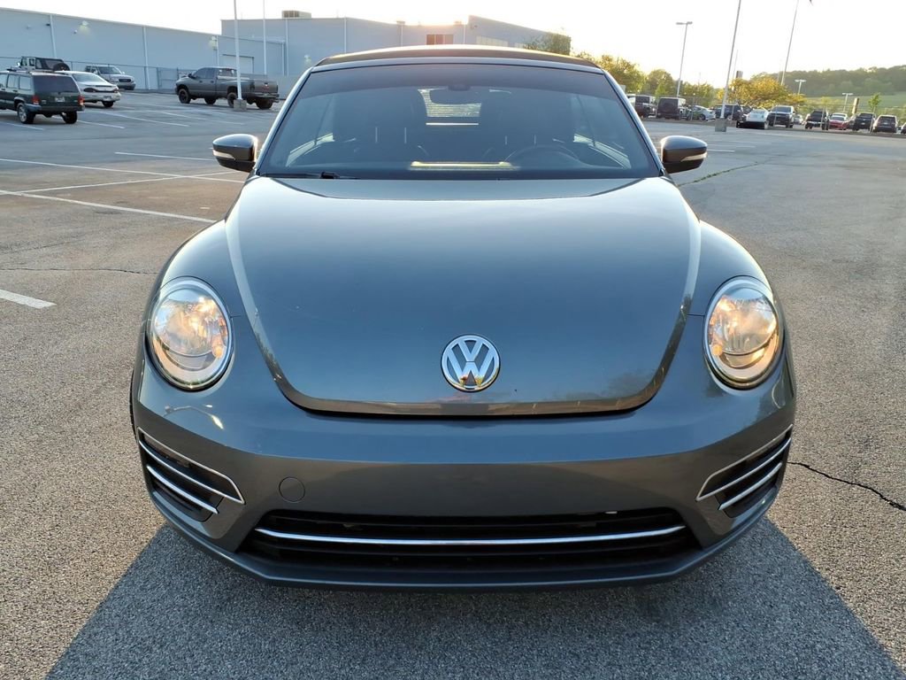 Used 2017 Volkswagen Beetle 1.8T S FWD image 3