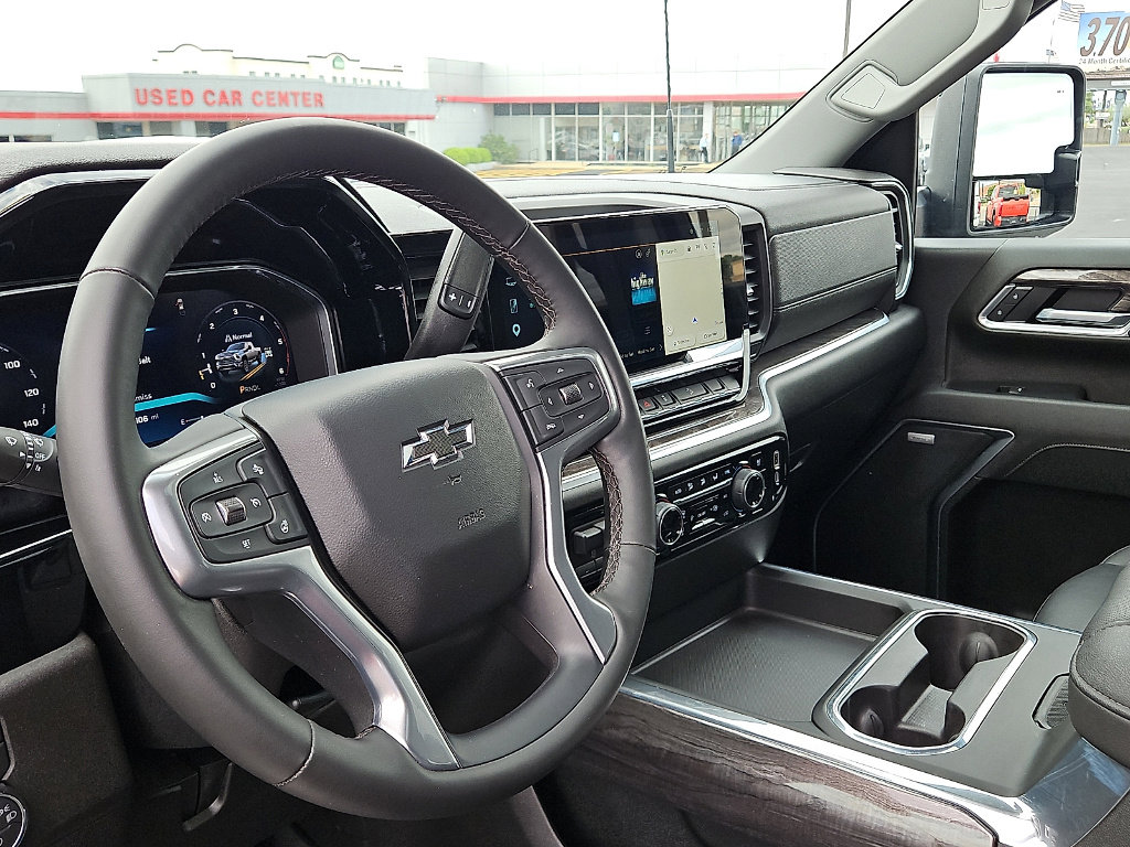 Used 2026 Chevrolet Silverado 2500 LTZ w/ Trail Boss Package image 14