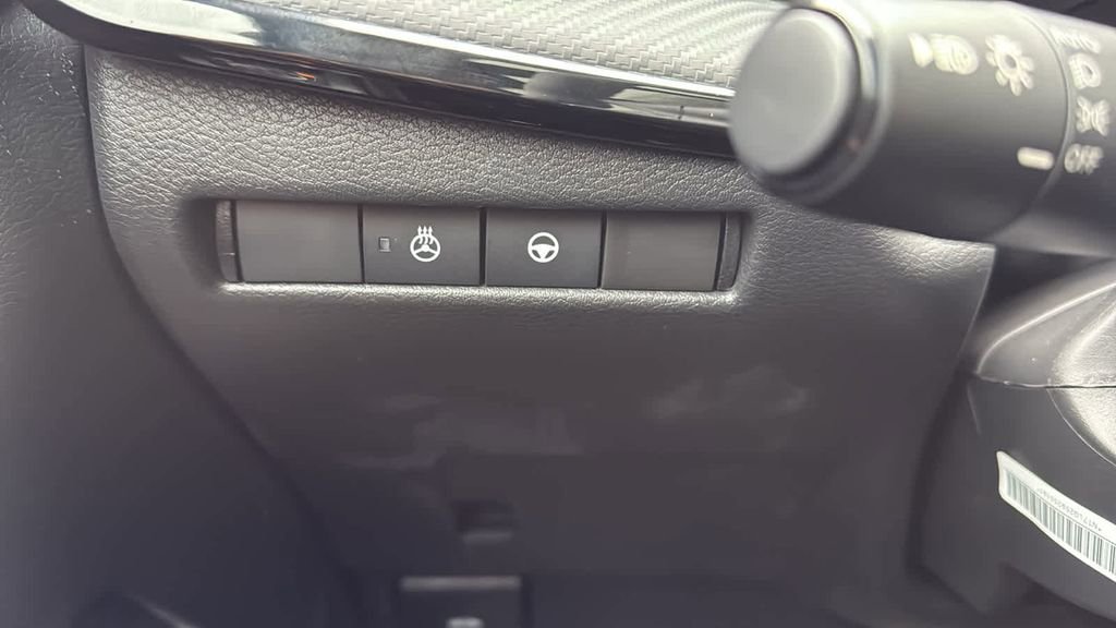 New 2026 Nissan Kicks SR w/ SR Premium Package AWD/4WD image 20