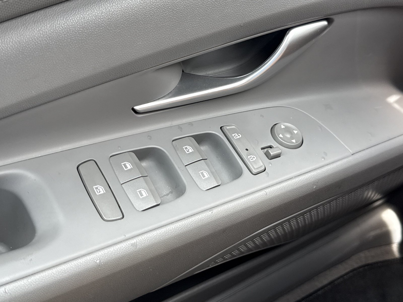 Certified 2023 Hyundai Elantra SEL FWD image 15