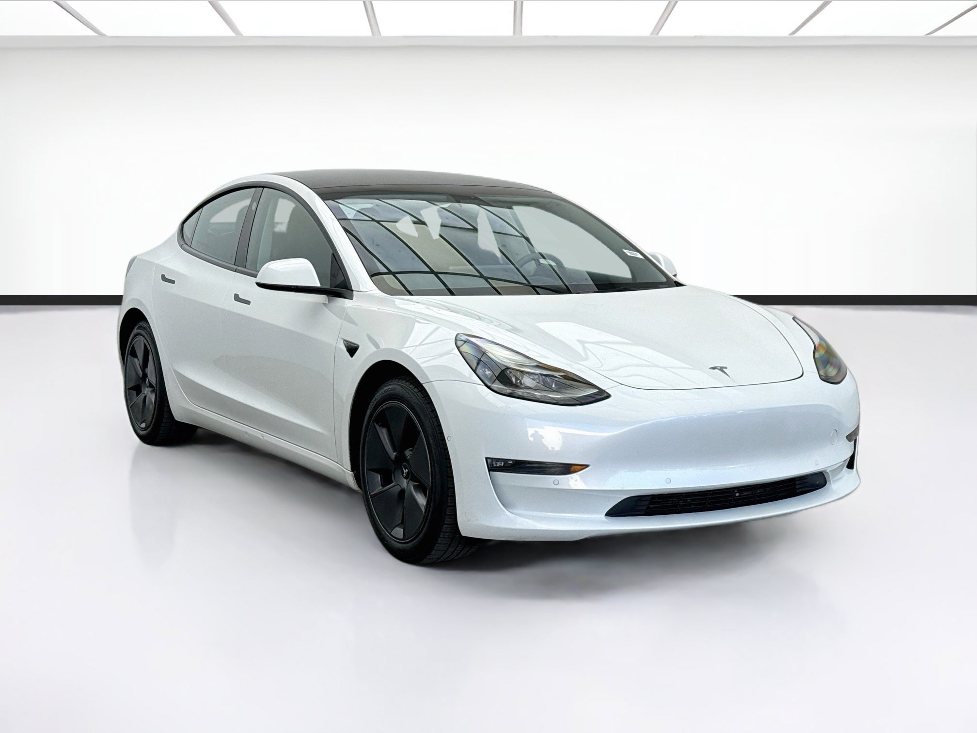 Used 2022 Tesla Model 3 Long Range AWD/4WD image 3