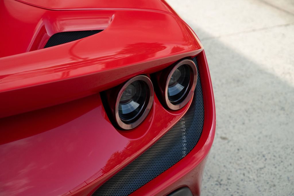Used 2022 Ferrari F8 Tributo image 26