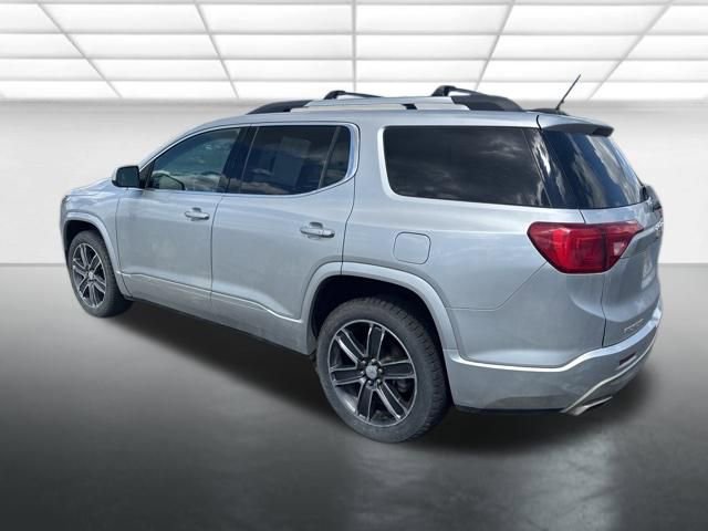 Used 2018 GMC Acadia Denali w/ Technology Package AWD/4WD image 9