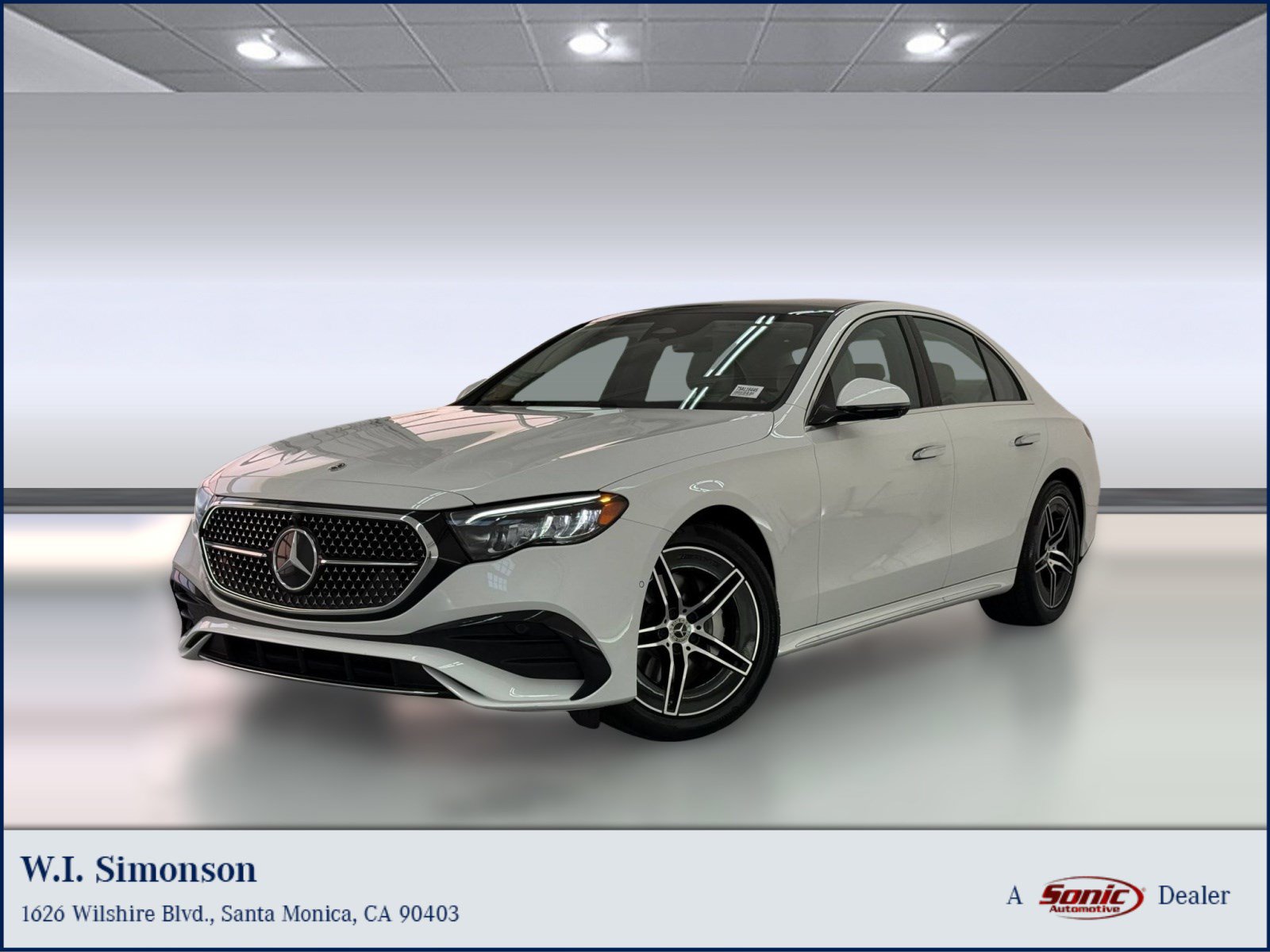 Used 2025 Mercedes-Benz E 350 4MATIC Sedan image 1