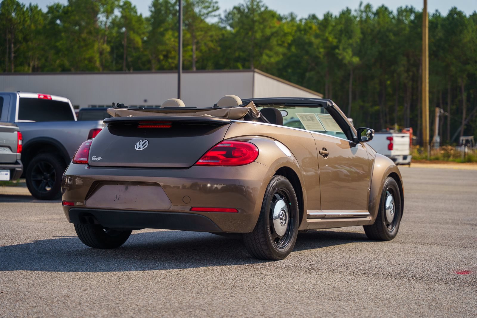 Used 2014 Volkswagen Beetle 1.8T FWD image 13