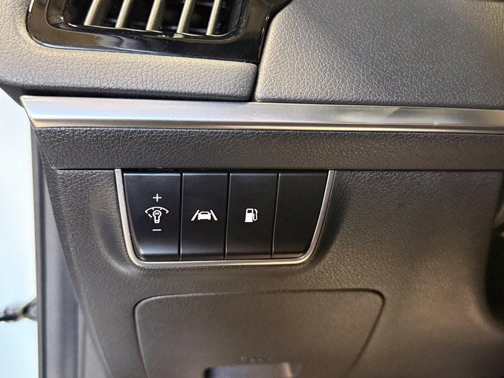 Used 2022 Kia Stinger GT-Line RWD image 27