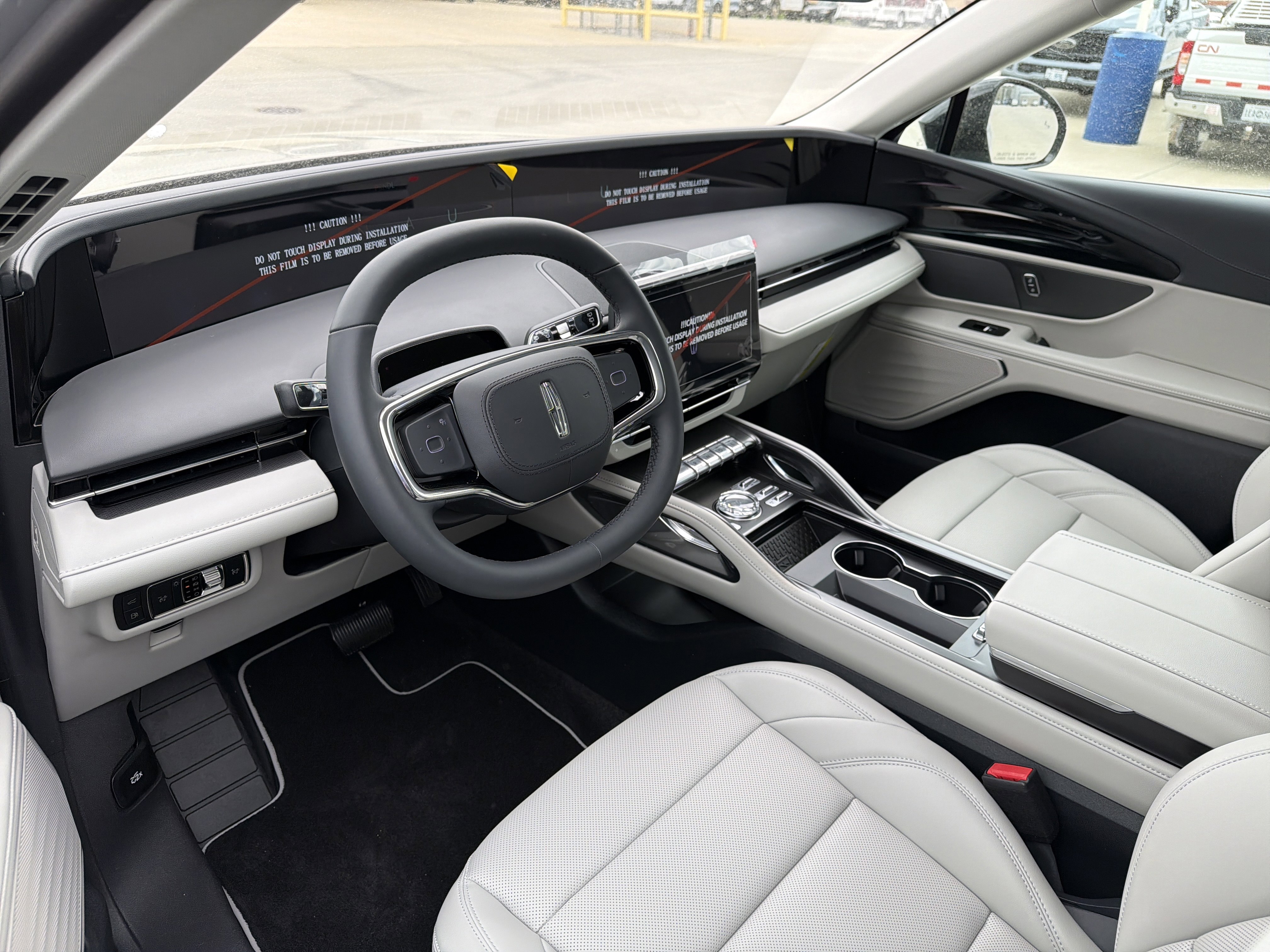 New 2026 Lincoln Nautilus Premier w/ Jet Appearance Package AWD/4WD image 10