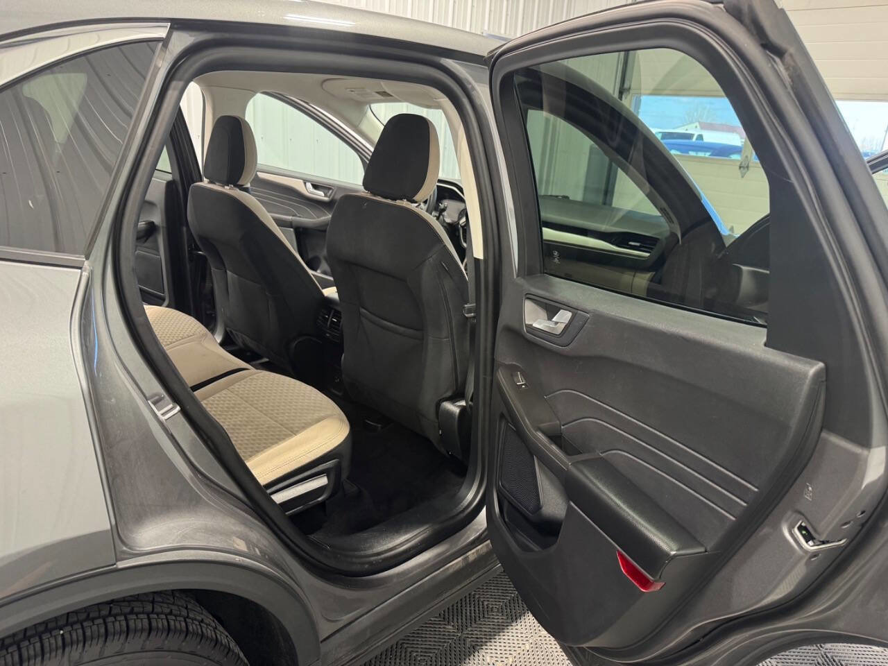 Used 2021 Ford Escape SE AWD/4WD image 20