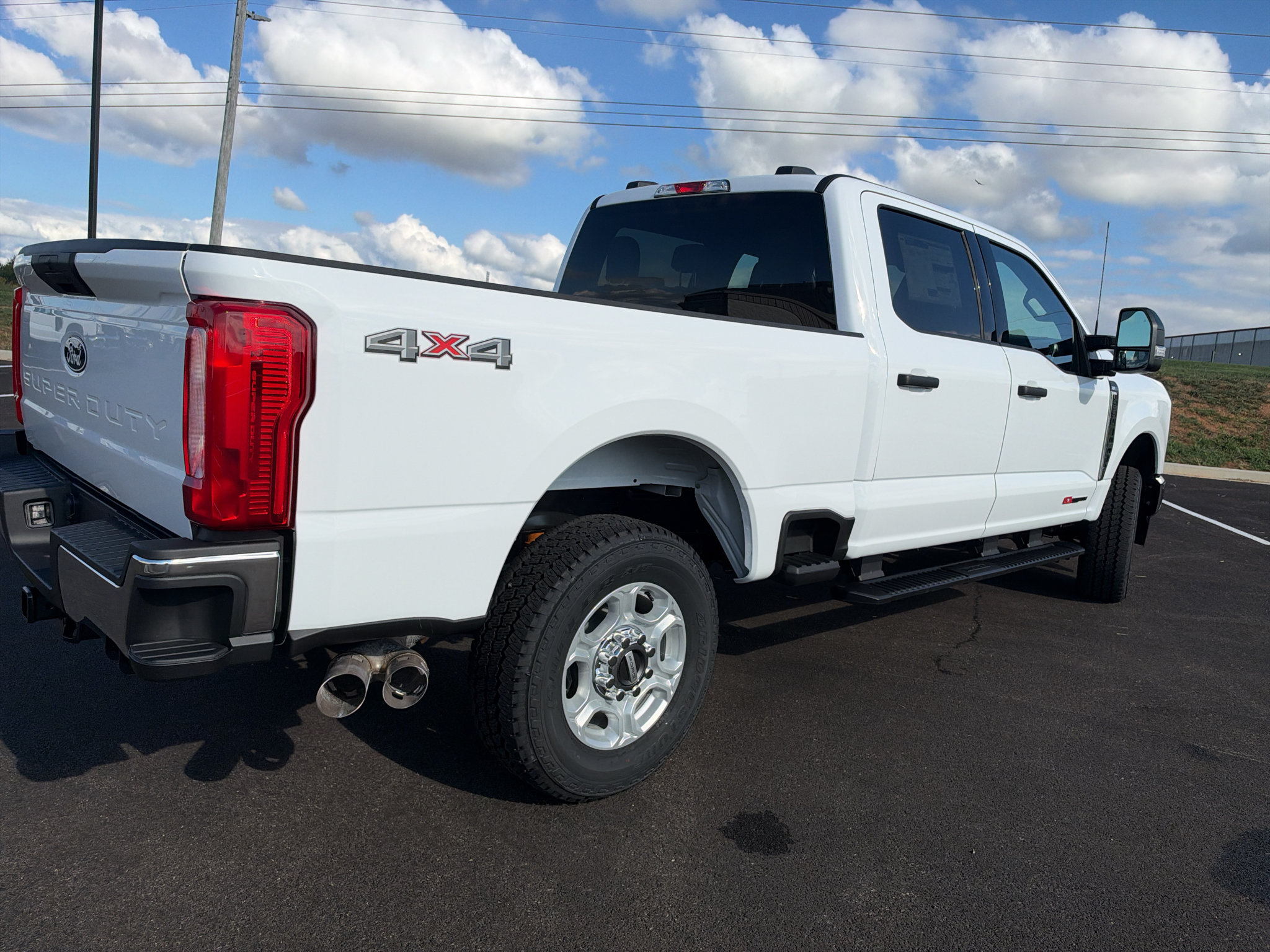 New 2027 Ford F250 XLT AWD/4WD image 8