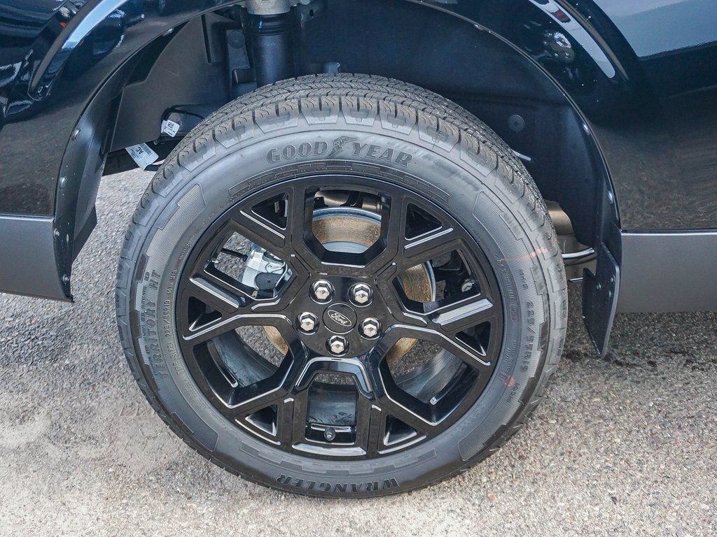 New 2026 Ford Maverick XLT w/ Black Appearance Package AWD/4WD image 9
