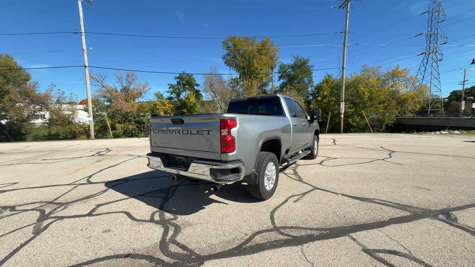 Certified 2024 Chevrolet Silverado 2500 LT AWD/4WD image 7