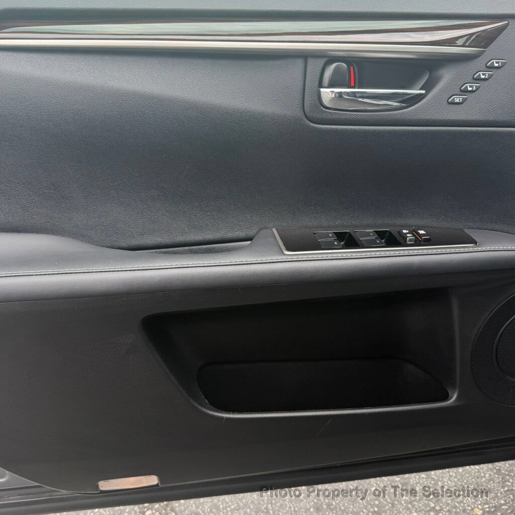 Used 2018 Lexus ES 350 w/ Luxury Package w/Wood Trim FWD image 20