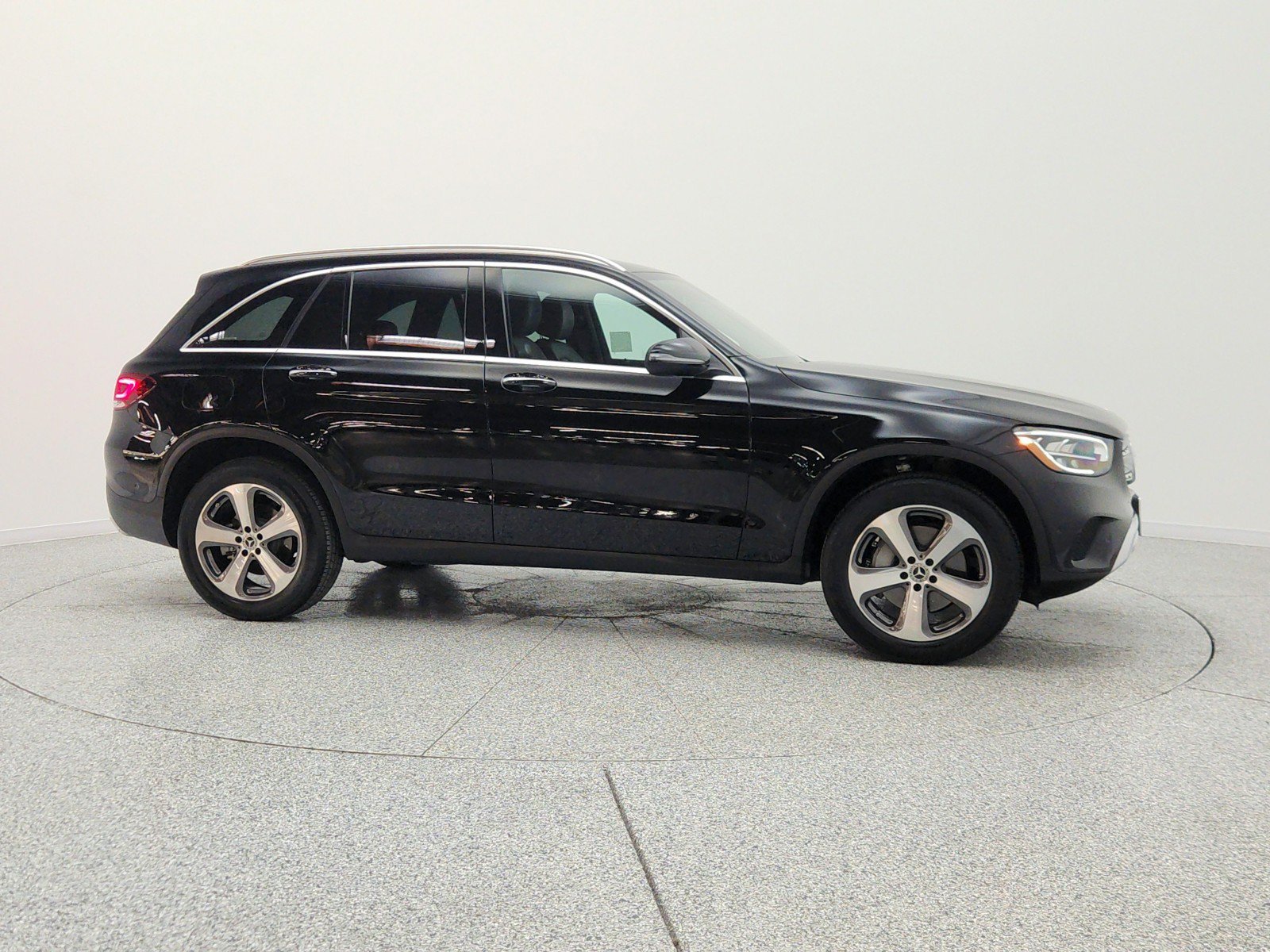 Certified 2022 Mercedes-Benz GLC 300 image 4
