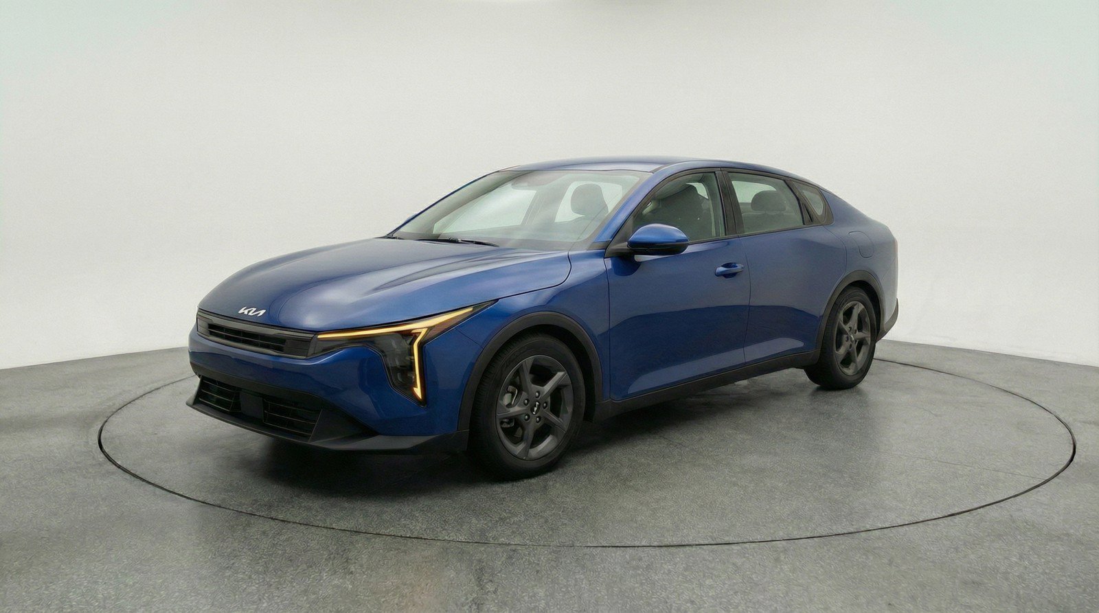 Used 2025 Kia K4 FWD image 3