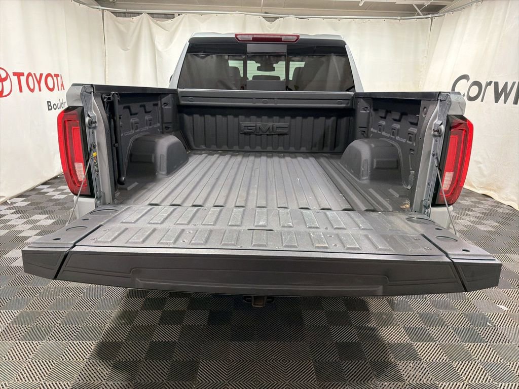 Used 2023 GMC Sierra 1500 SLT w/ SLT Premium Package image 17