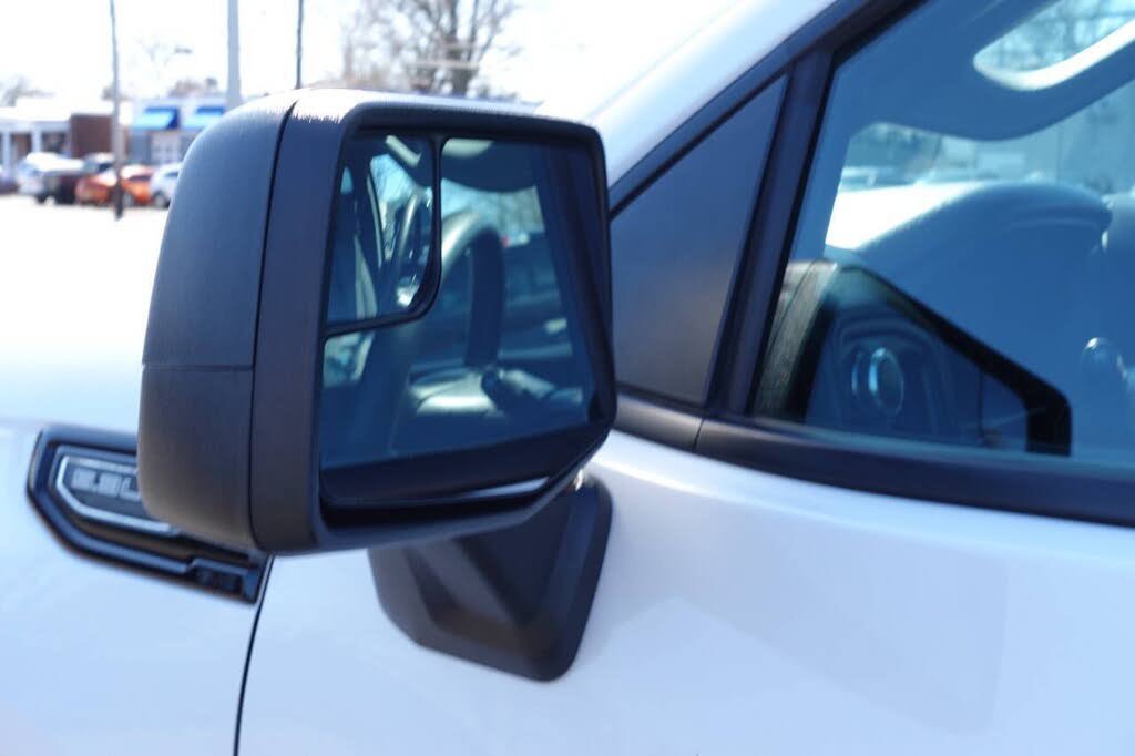 Used 2023 GMC Sierra 1500 Pro w/ Graphite Edition AWD/4WD image 17