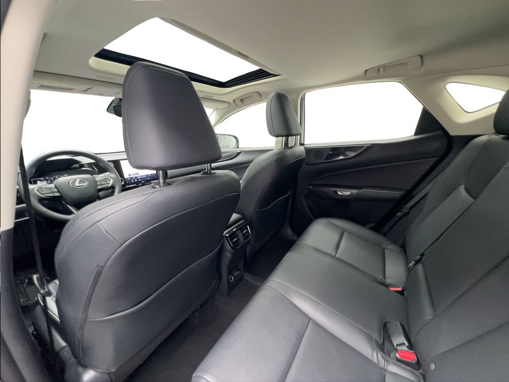 Used 2025 Lexus NX 250 FWD w/ Cold Area Package image 20