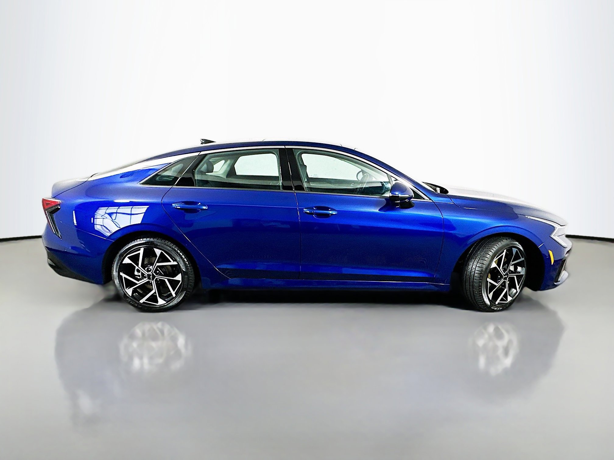 Used 2026 Kia K5 EX image 8